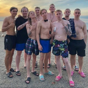 default playlist img