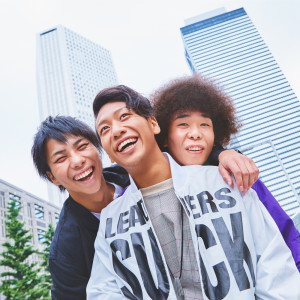 ดาวน์โหลดและฟังเพลง Bokuwa Hashiritsuzukeru พร้อมเนื้อเพลงจาก MELOFLOAT