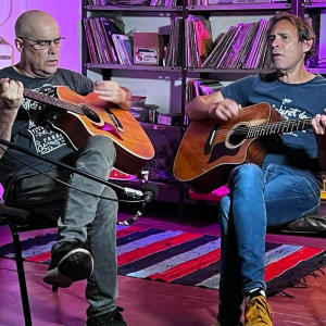 default playlist img