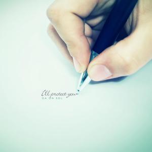 Listen to A warm word song with lyrics from 가온솔