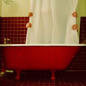 Dengarkan lagu Before We Croak nyanyian Roe Kapara dengan lirik