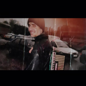 Listen to Cine e destept song with lyrics from Ciprian de la Ditesti