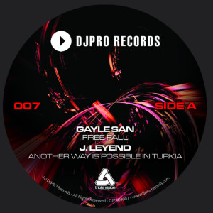 收聽Paul Boex的Sittin' Sideways歌詞歌曲