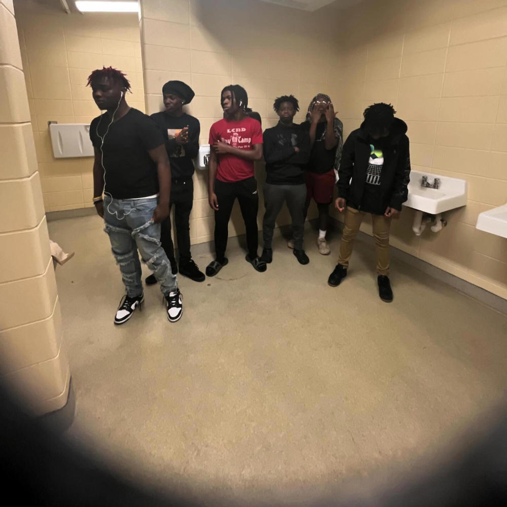 DIRTYMONEY (feat. Glokk) (Explicit)