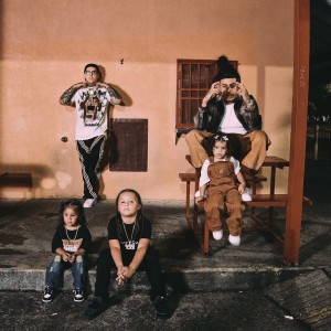 อัลบัม Family Matters (Explicit) ศิลปิน 