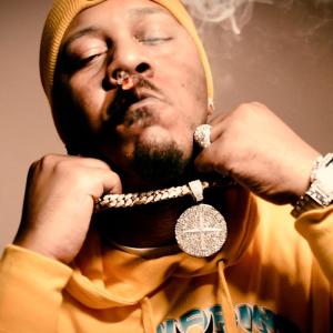 ดาวน์โหลดและฟังเพลง No Luv (Explicit) พร้อมเนื้อเพลงจาก SavageDoDamage