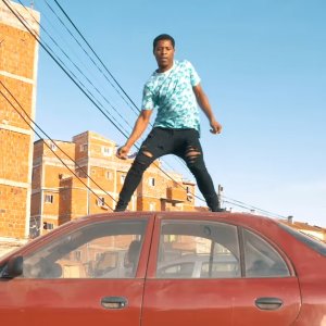 Listen to Kuduro Best song with lyrics from Bleuplay