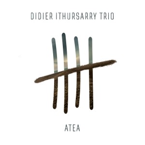ดาวน์โหลดและฟังเพลง Sherlock พร้อมเนื้อเพลงจาก Didier Ithursarry Trio