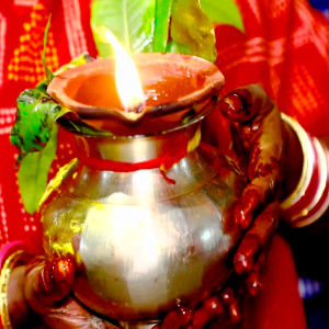 Listen to Kanchahi Bans Ke Bahangiya (Bhojpuri Chhath Geet) song with lyrics from Sonu Premi Yadav