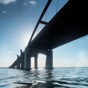 收聽doht的WAVES (Explicit)歌詞歌曲