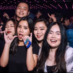 Dj sayang的專輯DJ CINTA 1 MALAM X LAM KENAL KAKAK