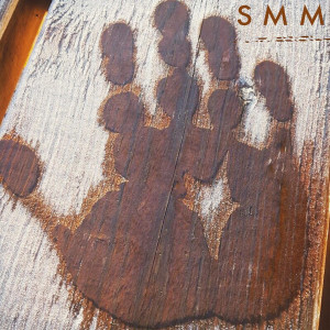 ดาวน์โหลดและฟังเพลง Fools พร้อมเนื้อเพลงจาก Silver moon Men