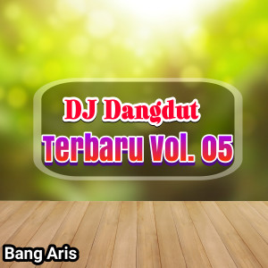 Dengarkan Mengejar Badai lagu dari Bang Aris dengan lirik