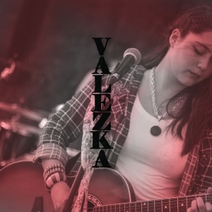 Dengarkan lagu After Death nyanyian Valezka dengan lirik