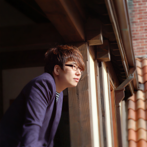 君浩 ดาวน์โหลดและฟังเพลงฮิตจาก 君浩