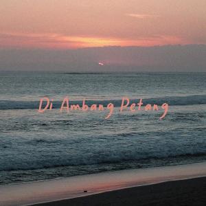 Album Di Ambang Petang oleh Senandung