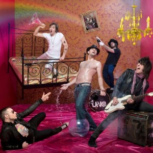 Listen to Herederos De La Revolución song with lyrics from Uno