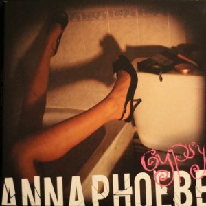 ดาวน์โหลดและฟังเพลง Gypsy พร้อมเนื้อเพลงจาก Anna Phoebe