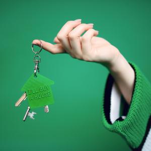 ดาวน์โหลดและฟังเพลง Is She Gonna Be There? (Explicit) พร้อมเนื้อเพลงจาก Violet Skies