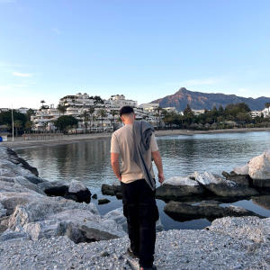 收聽jaur3的mns歌詞歌曲