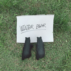 Winter Bear dari V (BTS)