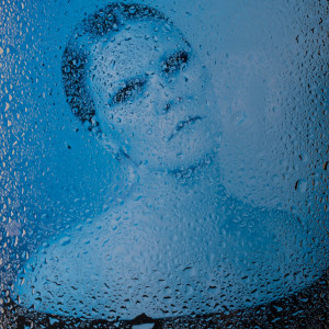 Dengarkan lagu Sister nyanyian Mimra dengan lirik