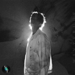 收听winterude的미안해 (SORRY BUT)歌词歌曲