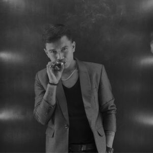 default playlist img