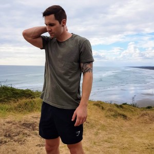 ดาวน์โหลดและฟังเพลง Sun Comes Up พร้อมเนื้อเพลงจาก Brendan Pyper