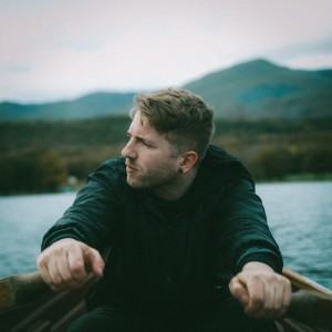 收聽Mike Dignam的Lay Your Pain On Me歌詞歌曲