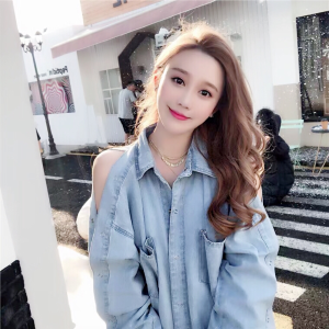 ดาวน์โหลดและฟังเพลง Follow(我们看惯了世间的罗生门） พร้อมเนื้อเพลงจาก Wiz_H张子毫