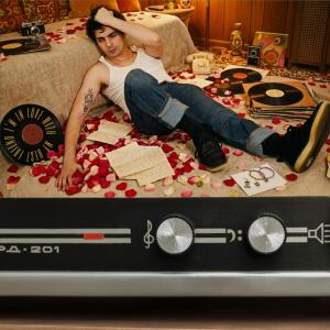 default playlist img