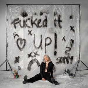 ดาวน์โหลดและฟังเพลง ****** it up (Explicit) พร้อมเนื้อเพลงจาก Leonora