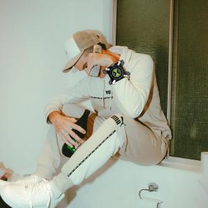Dutse Max的專輯BEN 10 (feat. Kid Glo) (Explicit)