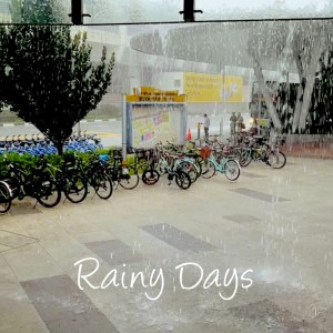 收聽Spare Time的Rainy Days歌詞歌曲