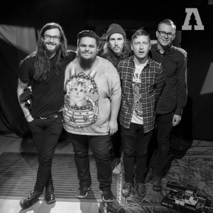 Dengarkan lagu Native Blood (Audiotree Live Version) nyanyian Silent Planet  dengan lirik