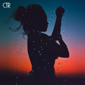 Listen to SLOW DANCING IN THE DARK song with lyrics from Franklaay
