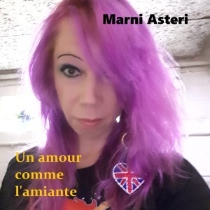 收听Marni Asteri的Machairia stin kardia歌词歌曲