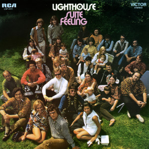 ดาวน์โหลดและฟังเพลง Taking a Walk พร้อมเนื้อเพลงจาก Lighthouse