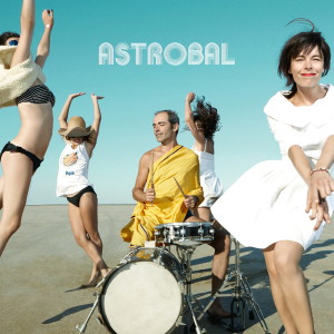 ดาวน์โหลดและฟังเพลง Isao & Io พร้อมเนื้อเพลงจาก Astrobal