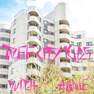 ดาวน์โหลดและฟังเพลง Labyrinth (TCK Mix) พร้อมเนื้อเพลงจาก Tuff City Kids