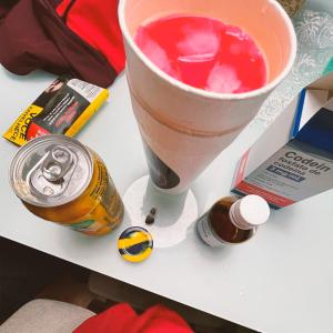 ดาวน์โหลดและฟังเพลง go iran (Explicit) พร้อมเนื้อเพลงจาก Kauai Shawty