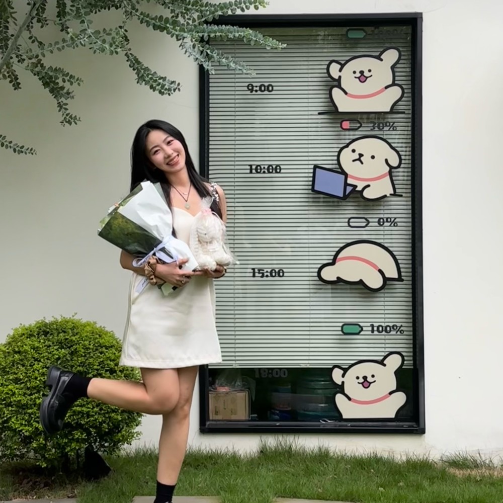 邹然Ava