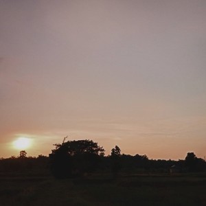 收聽ห้องคุณตา的ให้บทเพลงนี้โอบกอดเธอไว้歌詞歌曲