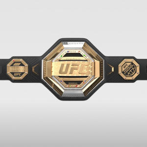 收聽Dew的3 Headed Goat (feat. FrankDaTruth & BigC) (Explicit)歌詞歌曲