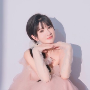 Listen to 弥渡山歌 (cover: 新时代民歌团) (完整版) song with lyrics from 菱萱