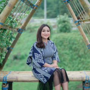 Listen to Nakan Mata song with lyrics from Iche Br Ginting