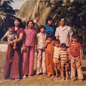 收聽Jimmy Lam Pham的Đạo Làm Con歌詞歌曲