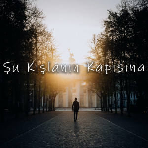 Listen to Şu Kışlanın Kapısına song with lyrics from Stres Beats
