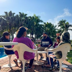 default playlist img